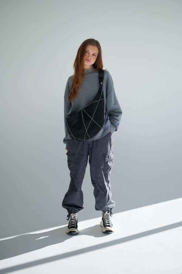 СУМКА ПІВКОЛО ЧЕРЕЗ ПЛЕЧЕ - ФЛІКЕР ЧОРНА