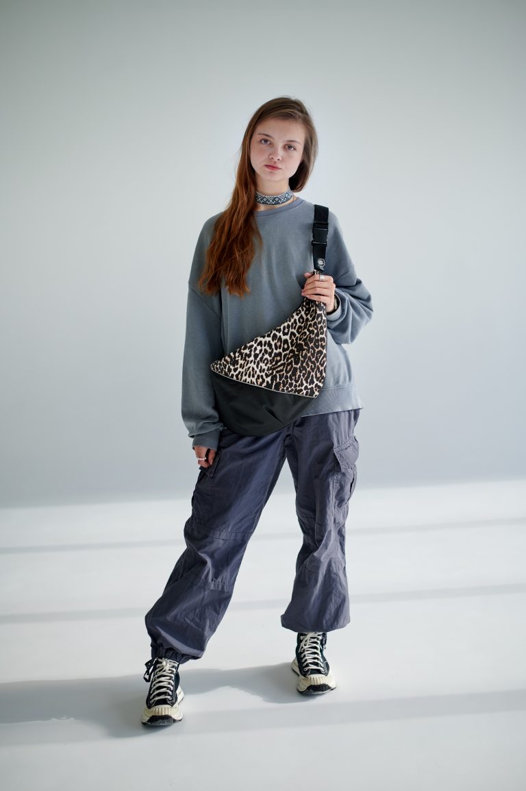 СУМКА ПІВКОЛО ЧЕРЕЗ ПЛЕЧЕ - ЛЕОПАРД КОМБІНОВАНА