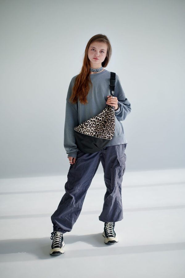 СУМКА ПІВКОЛО ЧЕРЕЗ ПЛЕЧЕ - ЛЕОПАРД КОМБІНОВАНА