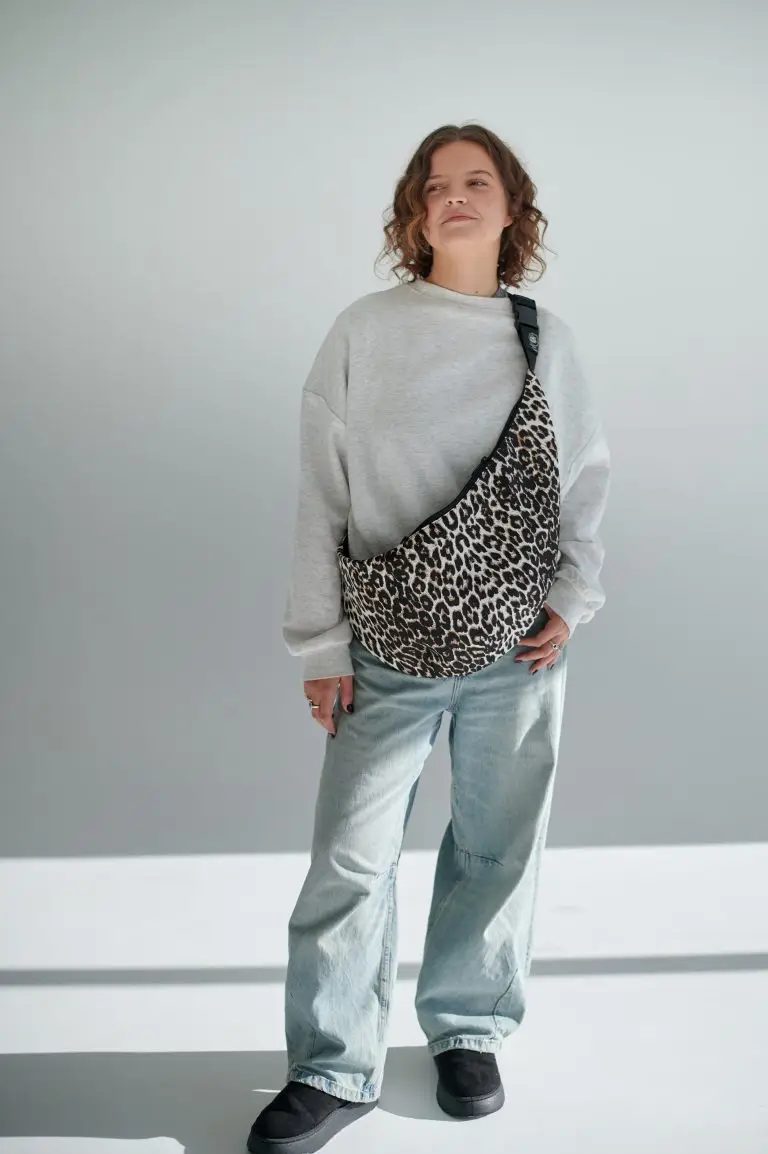 СУМКА ПІВКОЛО ЧЕРЕЗ ПЛЕЧЕ - ПРИНТ ЛЕОПАРД